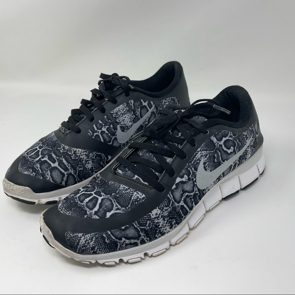 NIKE Free 5.0 V4 Black Gray Snake Print 695168-004 Running Shoes Womens